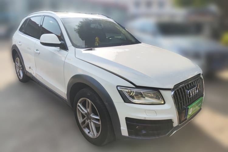 Used Audi Q5 2018 Collector's Edition 40 TFSI Technology Model
