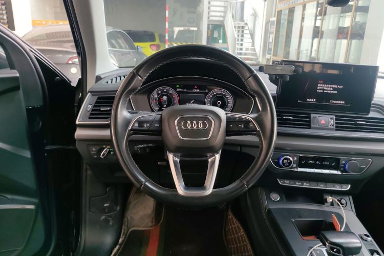 Used Audi Q5L 2021 40 TFSI Fashionable and Elegant Model