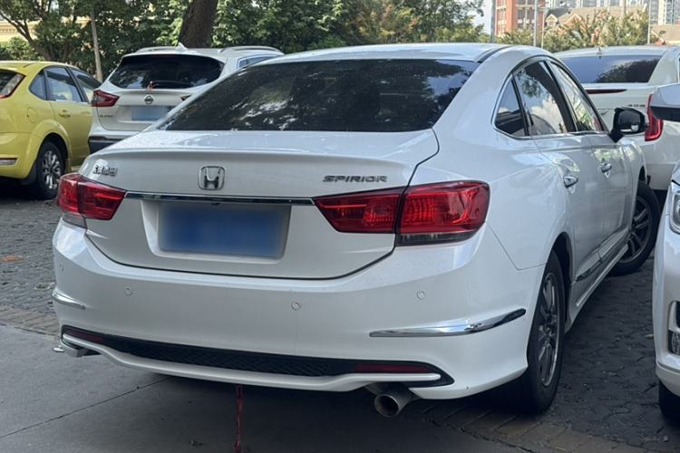 Used Honda Spirior 2015 2.0L Prestige Edition
