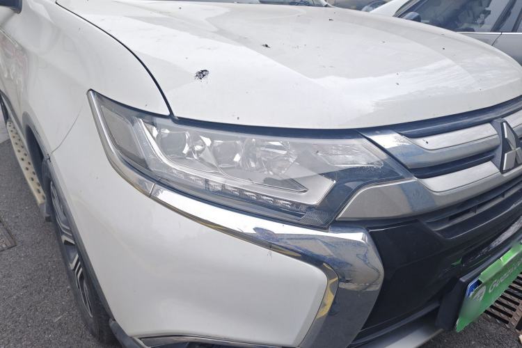 Used Mitsubishi Outlander 2018 2.4L 4x4 Elite Edition 5 Seats
