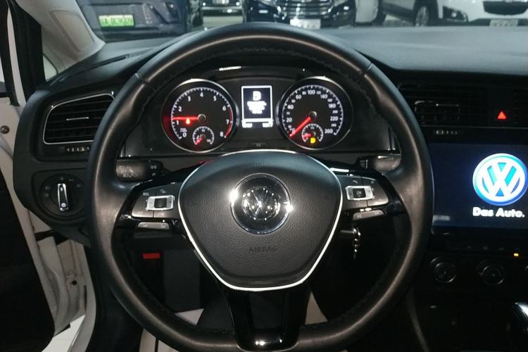 Used Volkswagen Golf 2018 1.6L Automatic Comfort Model
