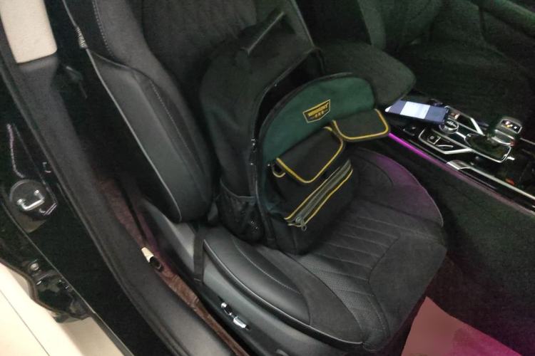 Used Hongqi HS5 2022 Revised Version 2.0T Smart Connect Flagship Edition
