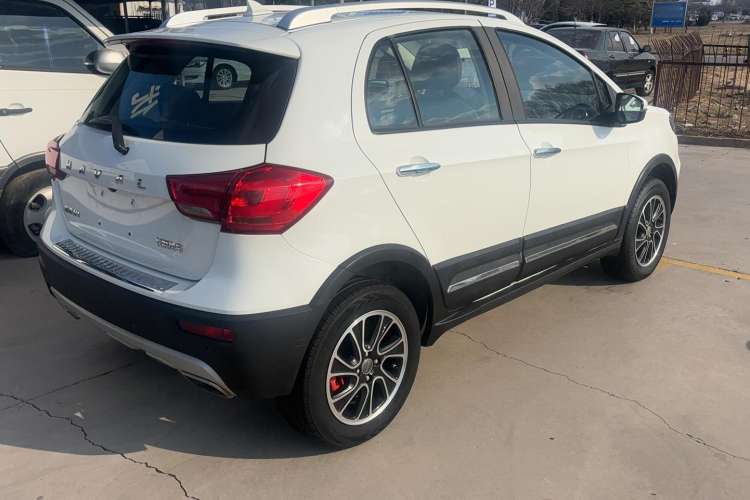 Used Haval H1 2016 Blue Label 1.5L AMT Luxury Model
