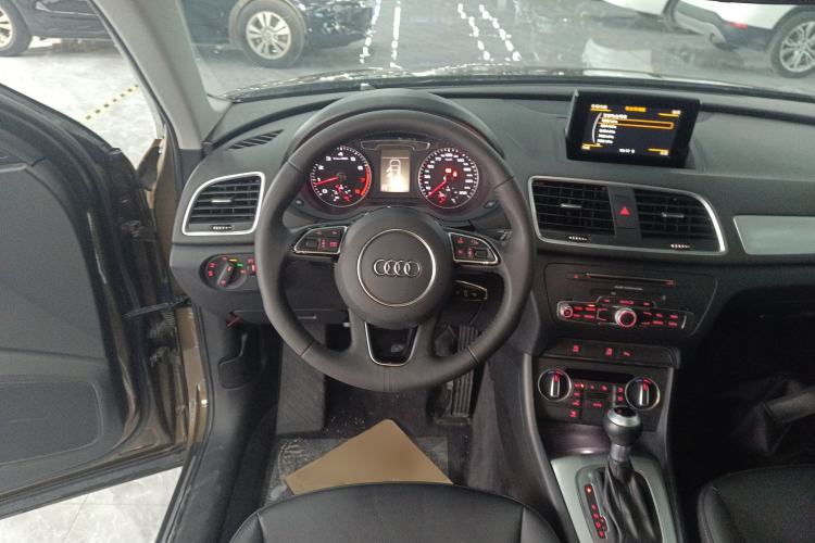 Used Audi Q3 2018 35 TFSI Fashion Edition Collector's Model
