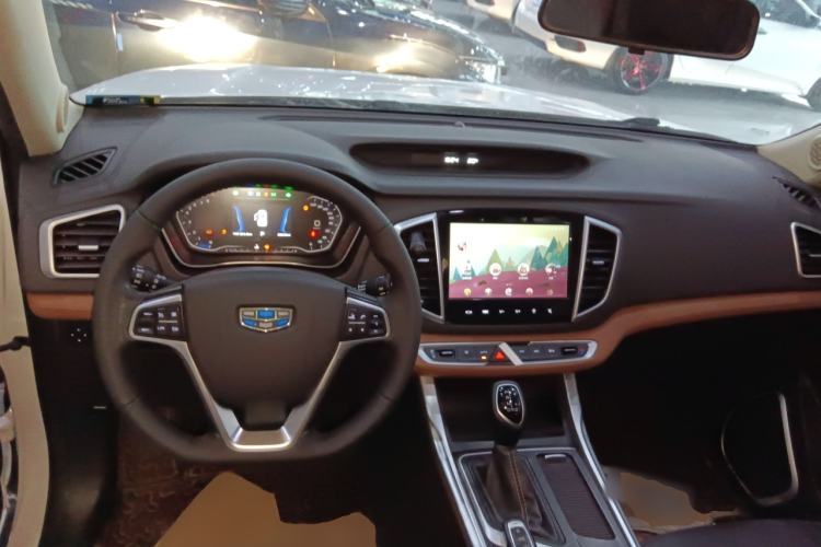 Used Geely Auto Vision X6 2018 1.4T CVT 4G Connected Flagship Edition
