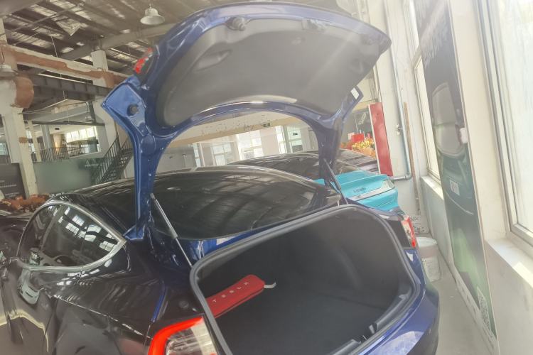 Used Tesla Model 3 2019 Long-Range All-Wheel-Drive Version