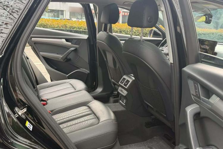 Used Audi Q5L 2021 40 TFSI Fashionable and Elegant Model