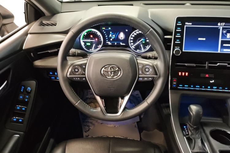 Used Toyota Avalon 2019 Dual-Engine 2.5L Luxury Edition China VI Standard
