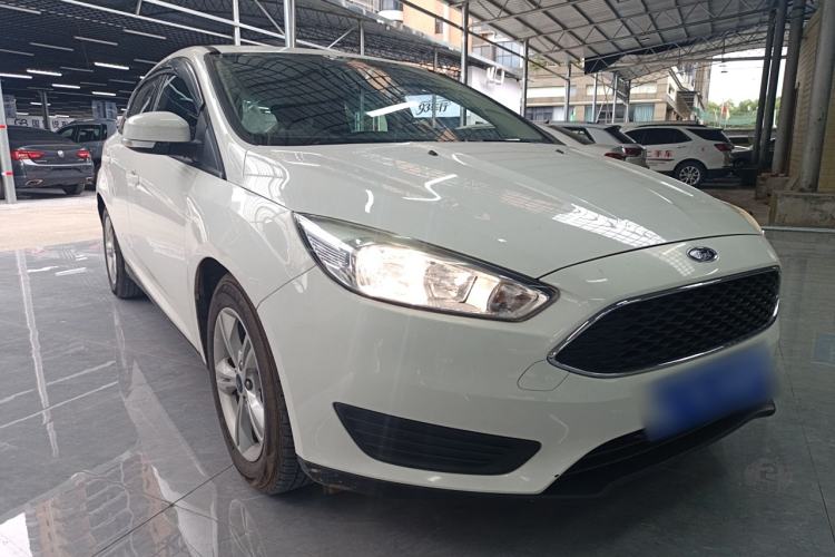 Used Ford Focus 2018 Hatchback Classic 1.6L Automatic Comfort Plus SmartDrive Edition
