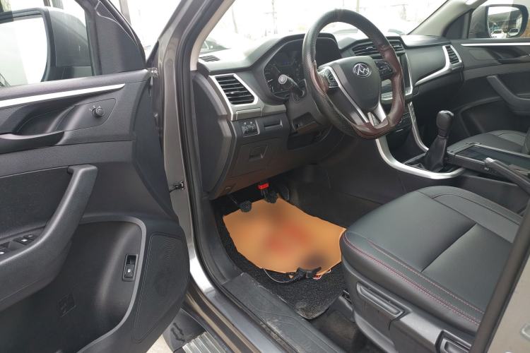 Used SAIC MAXUS T60 2017 2.4L Gasoline Manual Two-Wheel Drive High-Ride Elite Long-Body Version
