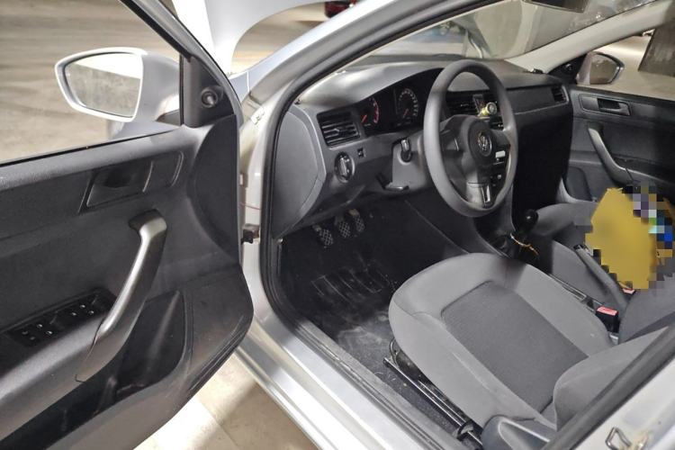 Used Volkswagen Santana 2013 1.4L Manual Fashion Edition