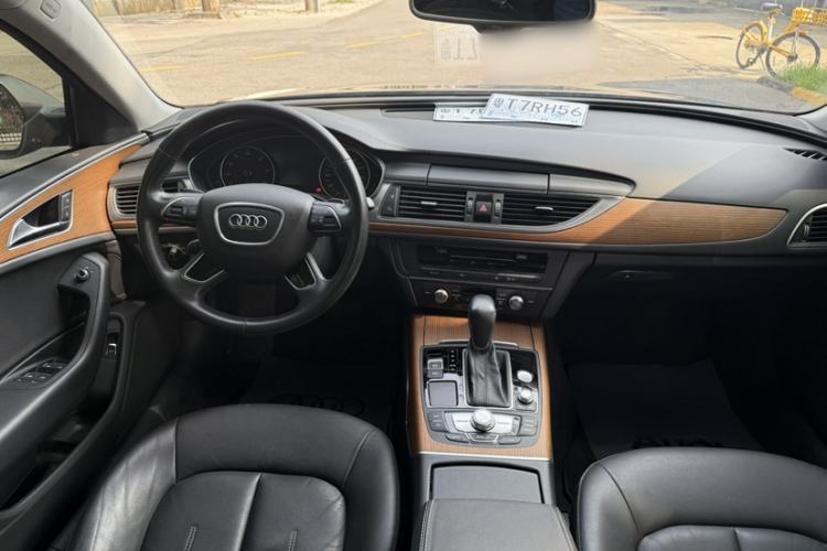 Used Audi A6L 2018 30th Anniversary Edition 30 FSI Style Model
