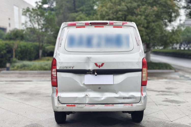 Used Wuling Hongguang V 2020 1.2L Jingqu Edition Window-Sealed Vehicle China VI LSI
