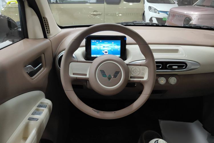 Used Wuling Hongguang MINIEV 2025 Four-Door Version Advanced Edition
