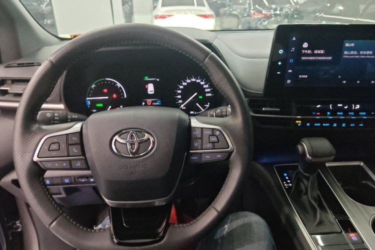 Used Toyota Sienna 2021 2.5L Hybrid Premium Edition
