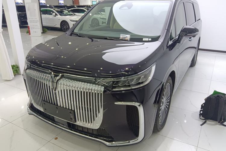 Used VOYAH Dream 2025 PHEV Four-Wheel-Drive Flagship Kunpeng Edition
