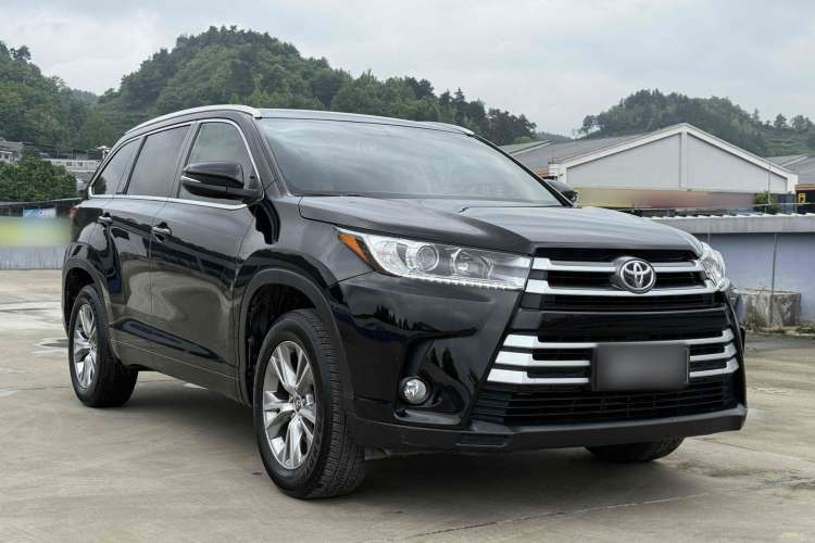 Used Toyota Highlander 2018 2.0T Two-Wheel Drive Elite Edition 7 Seats Emission Standard China V
