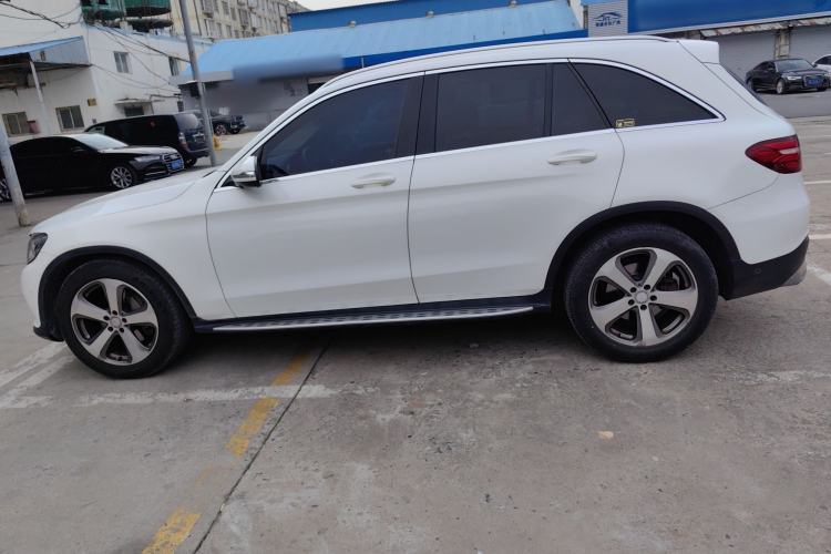 Used Mercedes-Benz GLC 2016 GLC 300 4MATIC Dynamic Model
