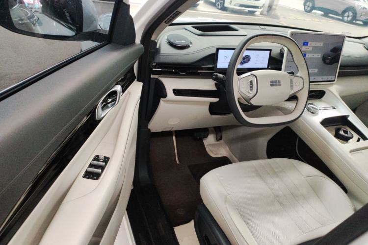 Used  E5 2024 530 km Exploration+ Version