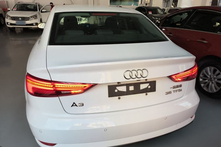 Used Audi A3 2017 Limousine 35 TFSI Ambition Edition
