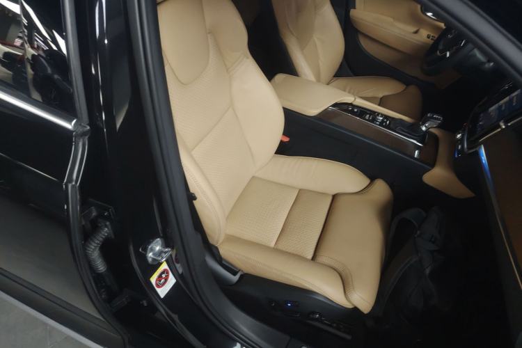 Used Volvo S90 2016 T6 AWD Zhiya Edition