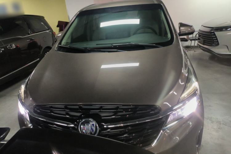 Used Buick GL8 2022 Land Cruiser Executive Class 652T Comfort Model
