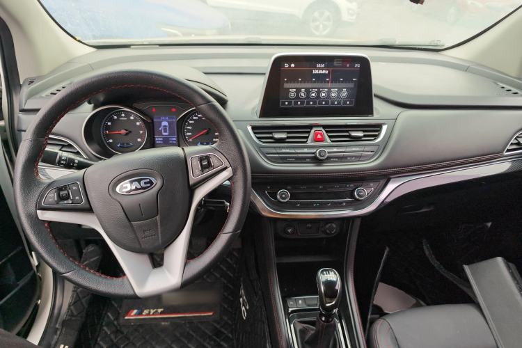 Used  Refine S3 2017 1.5L Manual Luxury Smart Model
