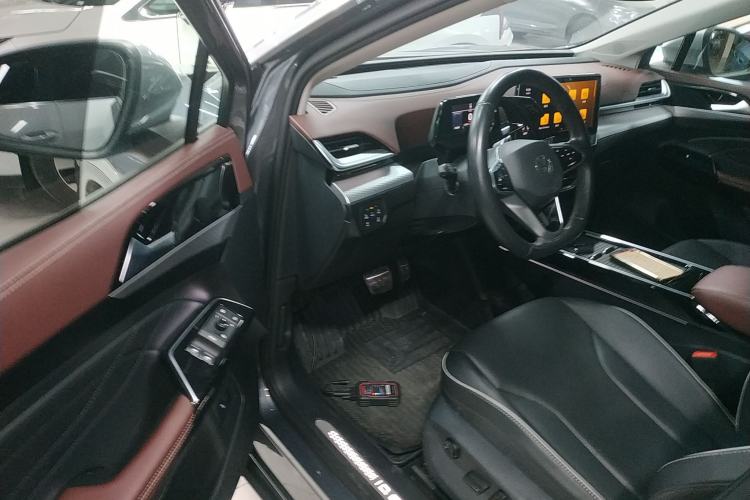 Used Volkswagen ID.6 X 2021 Revised Version Pure+ Long-Range Edition
