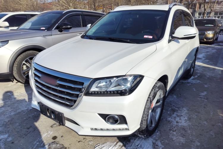 Used Haval H2 2018 Chuanxiang Edition Red Badge 1.5T Dual-Clutch Two-Wheel Drive Fashionable Model