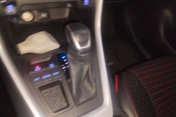 Used Toyota Wildlander 2021 2.0L CVT Two-Wheel Drive Luxury Edition
