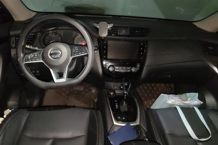 Used Nissan X-Trail 2022 2.0L Two-Wheel Drive Smart Connect & Comfort Edition
