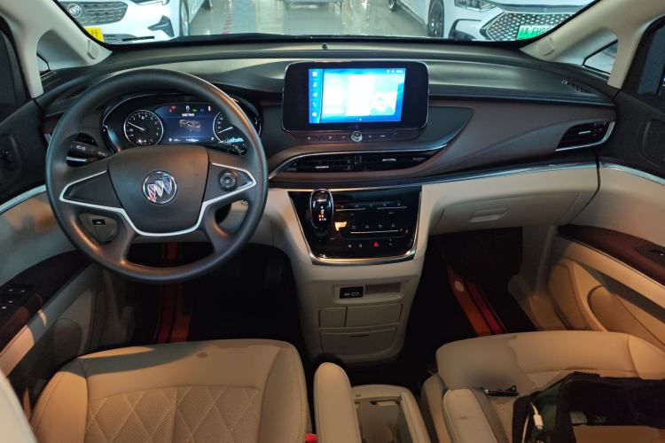 Used Buick GL8 2022 Land Cruiser Executive Class 652T Comfort Model
