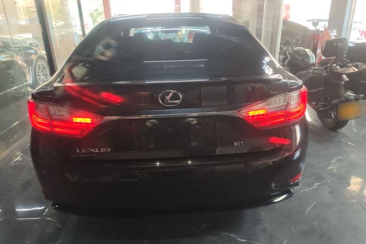 Used Lexus ES 2015 200 Comfort Edition
