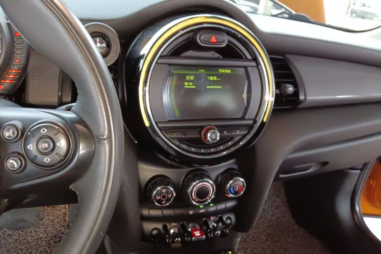 Used  MINI 2016 1.5T COOPER
