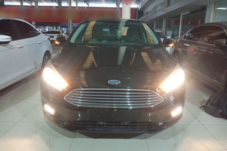 Used Ford Focus 2015 Sedan 1.6L Automatic Comfort Model
