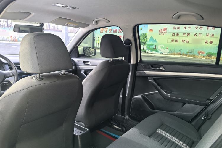 Used Volkswagen Lavida 2019 Lavida Start 1.5L Manual Fashion Edition China VI Standard
