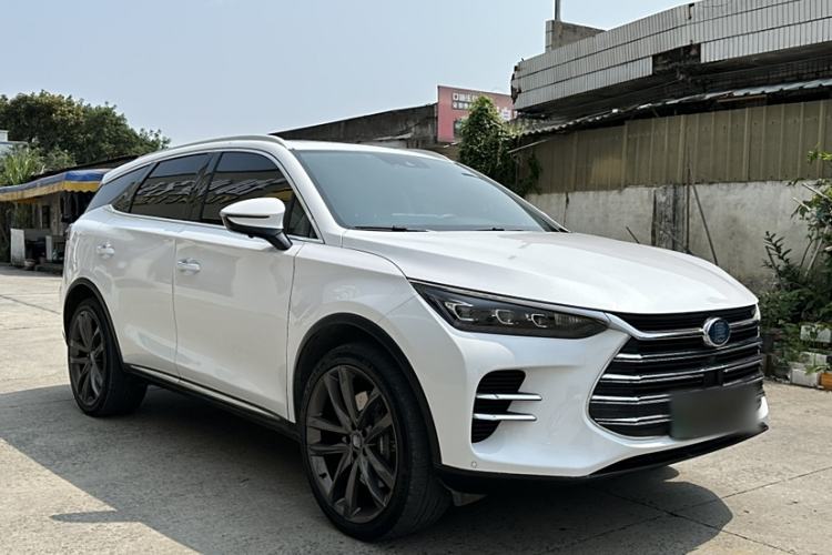 Used BYD Tang New Energy 2018 DM 2.0T All-Wheel Drive Smart Connect Advanced Model 7 Seats China V Emission Standard
