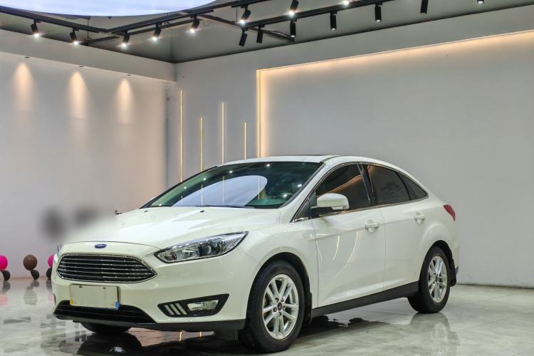 Used Ford Focus 2018 Sedan Classic 1.6L Automatic Trendy SmartDrive Edition