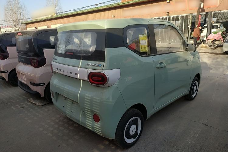 Used Wuling Hongguang MINIEV 2024 3rd Generation 215km Youth Edition
