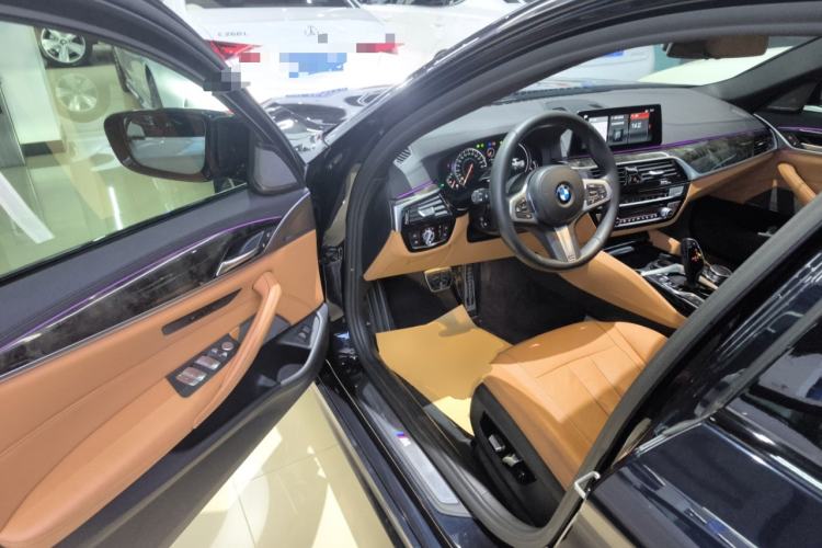 Used BMW 5 Series 2018 Restyled 530Li Luxury Edition M Sport Package

