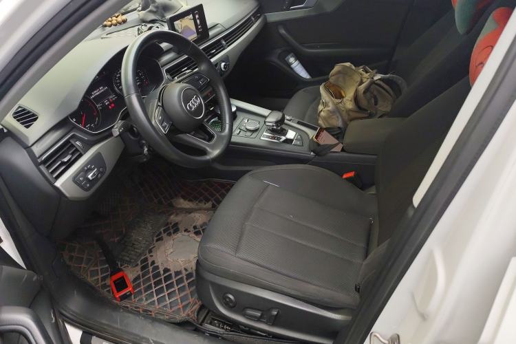 Used Audi A4L 2019 40 TFSI Ambition China VI