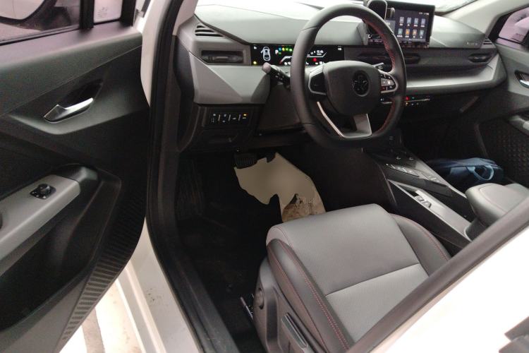 Used  60 2024 60 Pro
