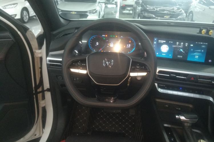 Used Changan CS35PLUS 2023 Enjoy Edition 1.4T DCT Luxury Model
