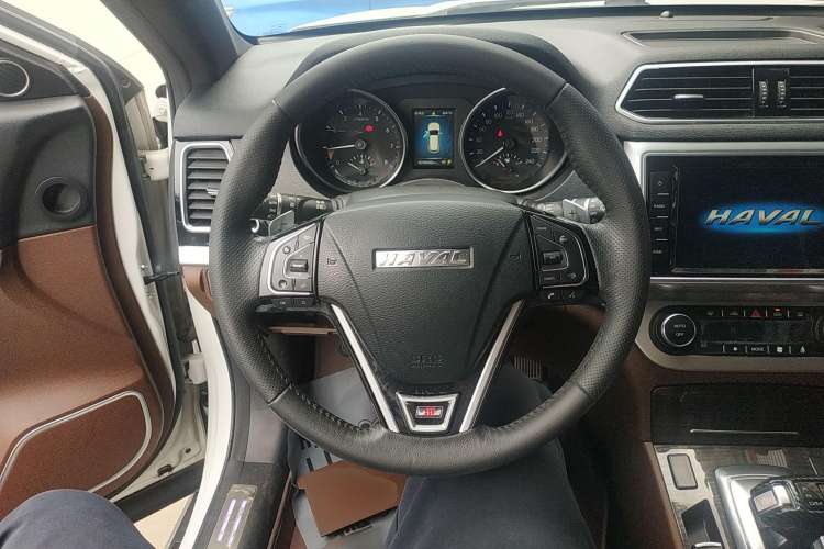 Used Haval H6 Coupe 2017 Red-Label 2.0T Automatic Two-Wheel Drive Elite Model