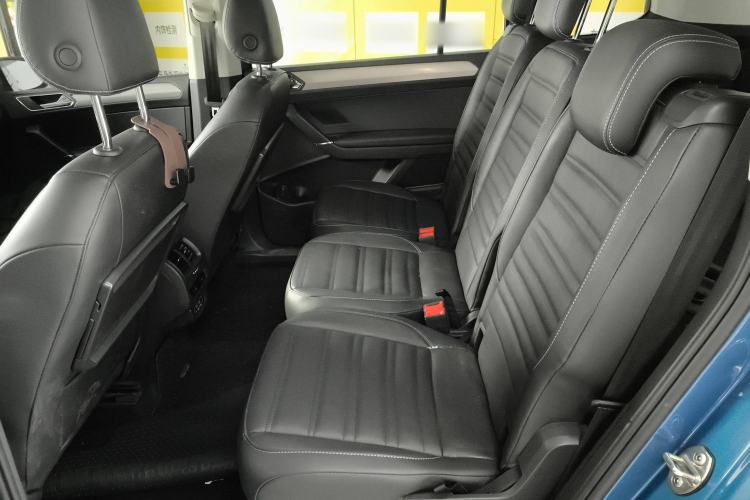 Used Volkswagen Touran 2018 Volkswagen Touran L 280TSI DSG Boundary Edition 7 Seats China VI Standard
