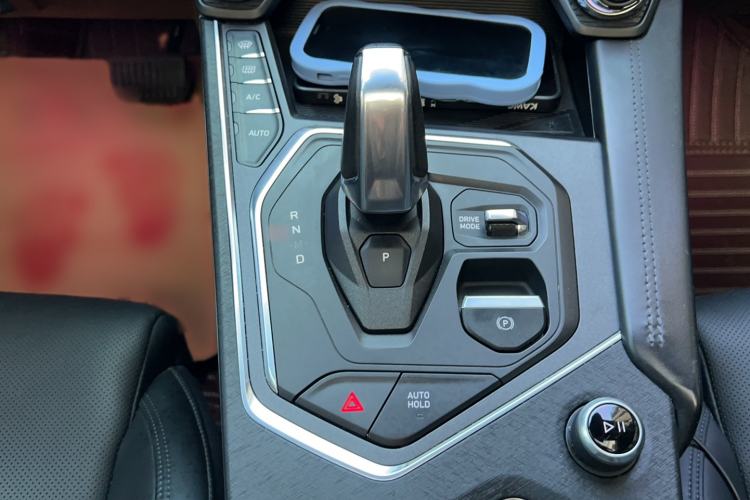 Used Lynk & Co 01 2021 2.0TD Two-Wheel-Drive Pro Trim
