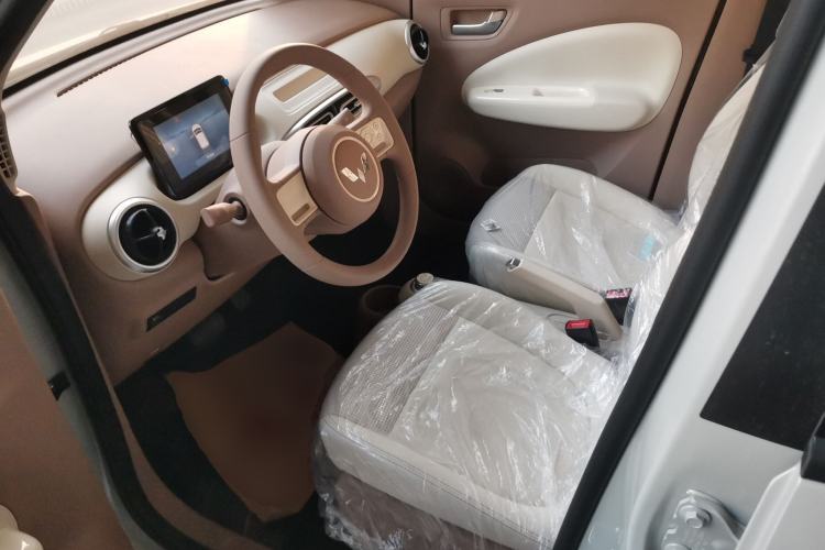 Used Wuling Hongguang MINIEV 2025 Four-Door Version Advanced Edition
