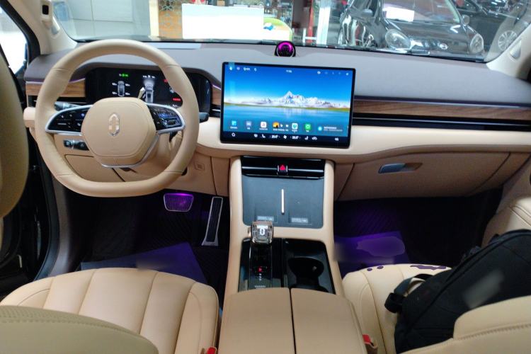 Used Hima AITO M7 2024 1.5T Intelligent Driving 4WD Pro Edition 6 Seats Ternary Lithium Battery
