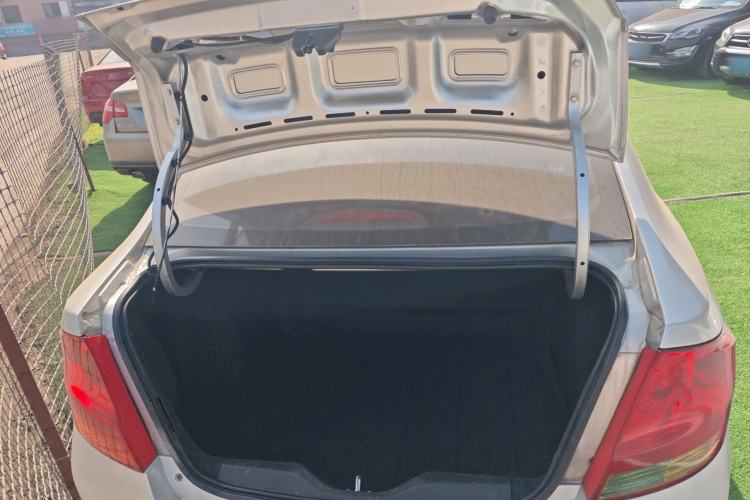 Used Chevrolet Sail 2013 Sedan 1.2L Manual Fashionable Happiness Edition
