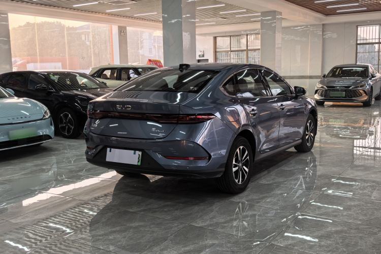 Used BYD Qin PLUS 2025 DM-i Smart Drive 120KM Superior Model